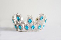 Crown Tiara Queen, free public domain CC0 photo.
