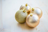 Gold Christmas bauble. Free public domain CC0 photo.