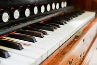 Free piano image, public domain music instrument CC0 photo.