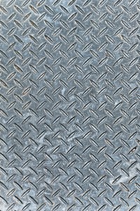 Free dark gray metal grate crisscross pattern  photo, public domain CC0 image.