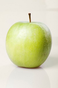 Free closeup on green apple photo, public domain fruit CC0 photo