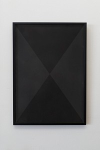 Black frame against a gray wall