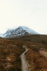Trail to Buachaille Etive Mor