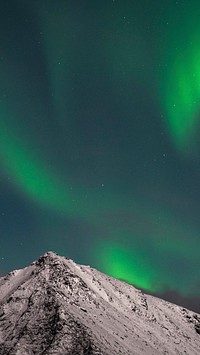 Northern lights phone wallpaper background, Lofoten island in Norway