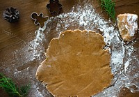 Baking gingerbread pastry cookies