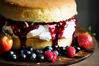 Homemade berry cake food photography recipe idea