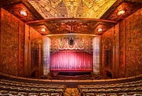 Oakland&#39;s Paramount Theatre, a onetime movie palace from 1931.
