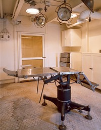 Massage table at the Fordyce Bathhouse in Hot Springs, Arkansas (1980-2006) by <a href="https://www.rawpixel.com/search/carol%20m.%20highsmith?sort=curated&amp;page=1">Carol M. Highsmith</a>. Original image from Library of Congress. Digitally enhanced by rawpixel.