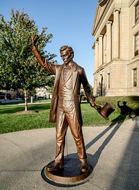 Statue of Abraham Lincoln. Original image from <a href="https://www.rawpixel.com/search/carol%20m.%20highsmith?sort=curated&amp;page=1">Carol M. Highsmith</a>&rsquo;s America, Library of Congress collection. Digitally enhanced by rawpixel.