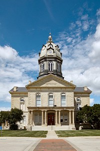 The Madison County Courthouse in Winterset, Iowa. Original image from <a href="https://www.rawpixel.com/search/carol%20m.%20highsmith?sort=curated&amp;page=1">Carol M. Highsmith</a>&rsquo;s America, Library of Congress collection. Digitally enhanced by rawpixel.