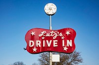 Lutz&rsquo;s Drive-In restaurant sign in Dowagiac, Michigan. Original image from <a href="https://www.rawpixel.com/search/carol%20m.%20highsmith?sort=curated&amp;page=1">Carol M. Highsmith</a>&rsquo;s America, Library of Congress collection. Digitally enhanced by rawpixel.