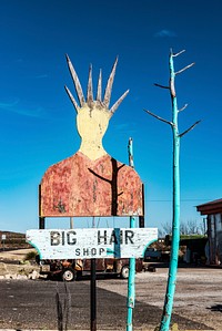Texas's Big Hair beauty shop. Original image from Carol M. Highsmith&rsquo;s America, Library of Congress collection. Digitally enhanced by rawpixel.