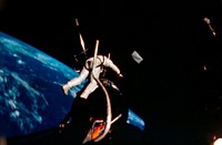 Astronaut Edwin E. Aldrin Jr., pilot of the Gemini-12 spaceflight, performs extravehicular activity. Original from NASA. Digitally enhanced by rawpixel.