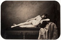 Nude photography of naked woman, Nu f&eacute;minin allong&eacute; sur un canap&eacute; R&eacute;camier (ca. 1856) by Gustave Le Gray. Nude photography of naked woman, Original from The MET Museum. Digitally enhanced by rawpixel.