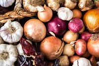 Variety of onions and dried chili