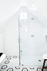 Simply bright clean design bathroom