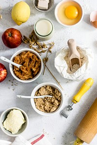 Ingredients for a yeast apple cake