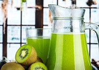 Healthy kiwi juice summer recipe