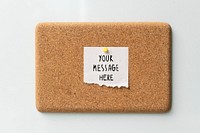 Paper note mockup, note psd pinned on corkboard