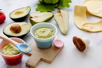 Homemade avocado puree baby food recipe 