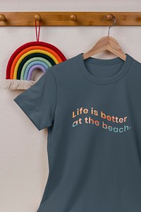 Summer t-shirt mockup, casual apparel in unisex design psd