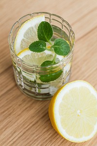 Refreshing lemonade drink with mint leaves 