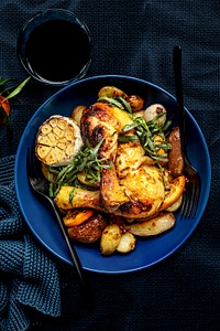 Sunday roast chicken table psd mockup with potatoes holiday meal