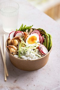 Takeaway egg and prawn poke bowl