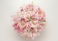 Free pink flower bouquet image, public domain flower CC0 photo.