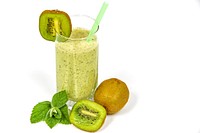 Free kiwi smoothie image, public domain drink CC0 photo.