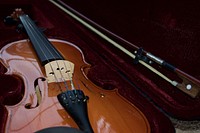 Free violin image, public domain musical instrument CC0 photo.