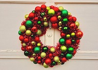 Free Christmas wreath image, public domain holiday CC0 photo.