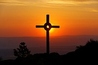 Free wooden cross at sunset image, public domain crucifixion CC0 photo.