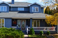 Blue house with a lawn, free public domain CC0 photo