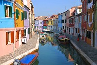Free Case colorate Burano in Venice, Italy image, public domain CC0 photo.