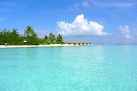 Tropical beach, relaxing, summer scenery photo, free public domain CC0 image.