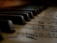 Free piano image, public domain music instrument CC0 photo.