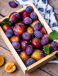 Free frech purple peaches in wooden box image, public domain fruit CC0 photo.