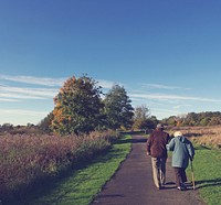 Free old couple holding hand image, public domain CC0.