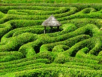 Free maze hut image, public domain travel CC0 photo.