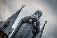 Free ancient nun statue image, public domain CC0 photo.