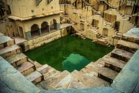 Ancient historical rome architecture building photo, free public domain CC0 image.