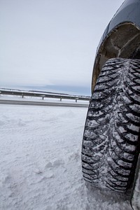 Free close up snow wheel image, public domain car CC0 photo.