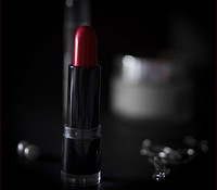 Cosmetics, make up, palette, beauty accessories photo, free public domain CC0 image.