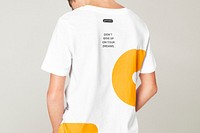 Logo print t-shirt mockup, men’s fashion in white psd