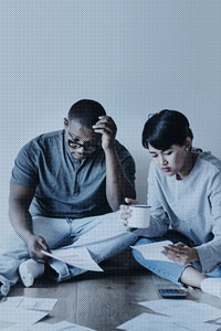 Couple managing their debt due to COVID-19