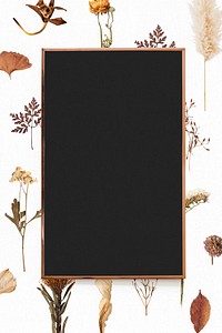 Natural dried flower frame with design space