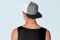 Editable snapback cap mockup psd template for street fashion ad