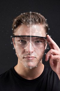 Man wearing smart glasses psd mockup futuristic technology