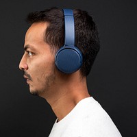 Man wearing headphones mockup psd